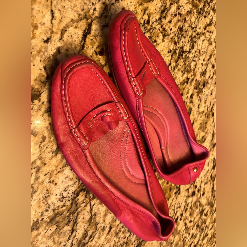 Johnson & Murphy slip ons. Pink. Size 9.
